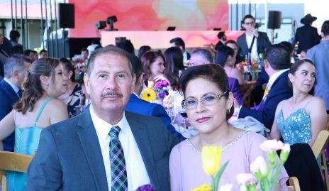  Juan Carlos Urruzquieta y Ángeles Zavala.