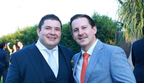  Gabriel Espinosa y Gustavo Lapuente.