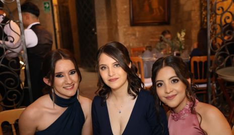  Diana Acuña, Maeli Moreno y Laura Elena Zamarripa.