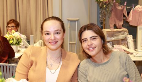  Nabille Sáenz y Daniela de los Santos.