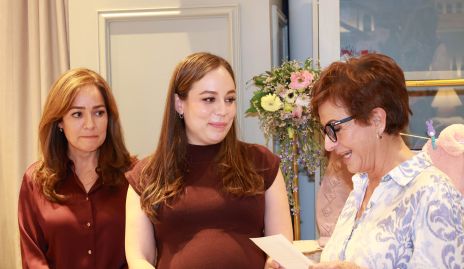  Ana Luisa Acosta, Fernanda Torres y Claudia González.