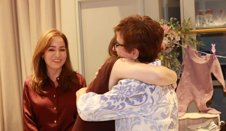  Ana Luisa Acosta, Fernanda Torres y Claudia González.