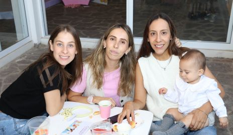  Marigel Villasana, Olga Espinosa, Montse Salazar y Eugenio González.