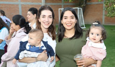  Alonso Hernández, Mónica Garza, Mayra Moreno y Mariana Chávez.