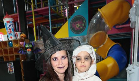  Cristina Castañares y Enrique Suárez.