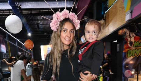  Ana Gaby Astorga, Carlota y Damián Cabral.