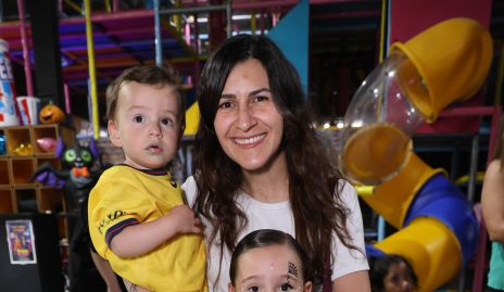  Sofía Jastins y Natalia Espinoza.