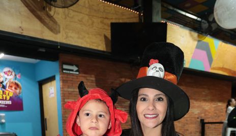  Leo Luna y Nayelli Zarur.