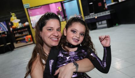  Paola Arévalo y Catalina Enríquez.