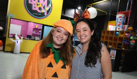  Gaby y Melissa Romano.