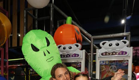  Priscila y Emma Ramos.