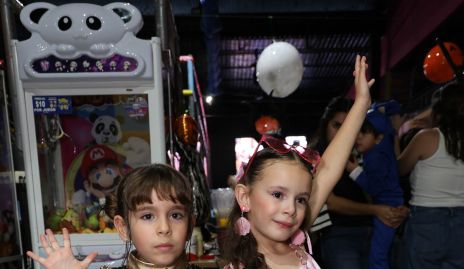  Luisa Rodríguez y Emma Ramos.