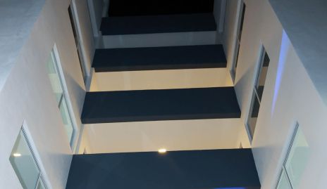  Lateral derecho del edificio.