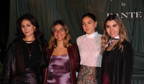  Valeria Calvillo, Caro Frulo, Úrsula Contreras y Paulina Torre.
