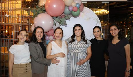  Marijó Raymond con las primas Acosta.