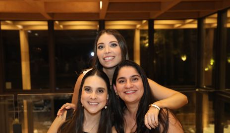  Bárbara González, Sofía Hernández y Marcela Duque.