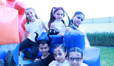  Elena Reverte, Marina Zermeño, Natalia Briseño, Inés García, Mariel Martínez y Gaby Molina.