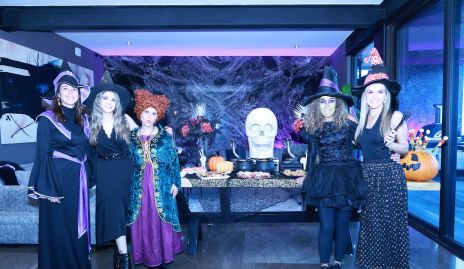  Lorena Gil, Imelda Martínez, Mari Carmen Aldrete, Berenice Castillero y Elsa Paz.