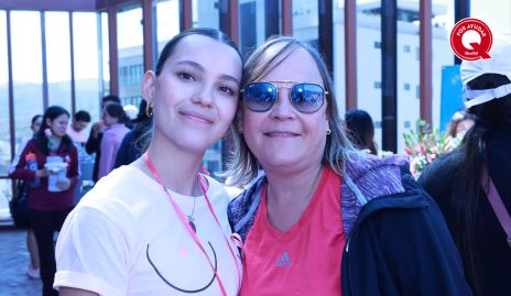  Tania Velázquez y Adriana Chávez.
