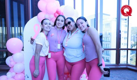  Tania Velázquez, Ximena Betancourt, Viviana García y Paulina Charre. Comité organizador de Sweat For a Cause