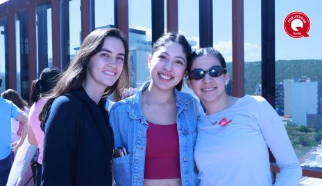  Mariana Cueto, Fernanda Martínez y Adriana Hernández.