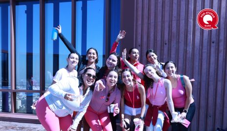  Chicas del comité organizador y staff.