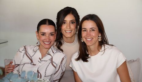  Paloma González, Fernanda Torres y Lorena Benavente.