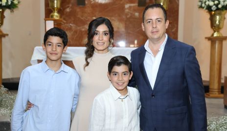  Carlos Artolózaga, Fernanda Torres, Pablo Artolózaga y Carlos Artolózaga.