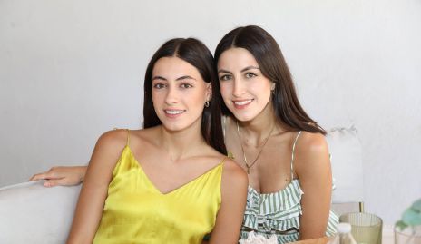 Marina Nieto y Ximena Nieto.