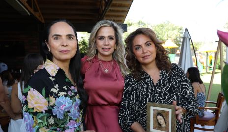  Angélica Díaz Infante, Paty Annette Ruiz y Maru Díaz Infante.