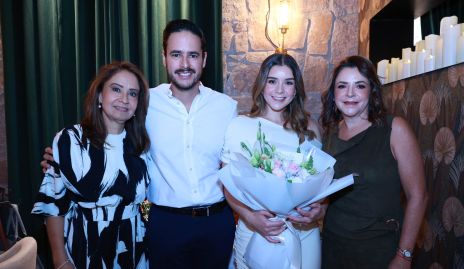  Edith Salinas, Luis Miguel Cabral,  Paulina Estrada y Marisol Dieguez.