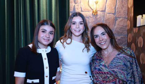  Regina, Paulina e Ilenia Estrada.