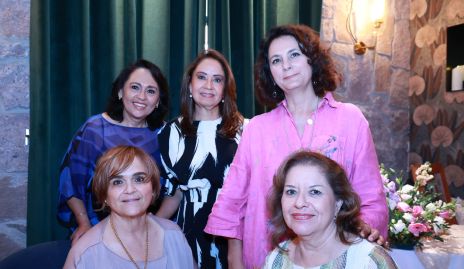  Irma Gil, Edith Salinas, Dalia Díaz, Elisa Robles y Beatriz Pérez.