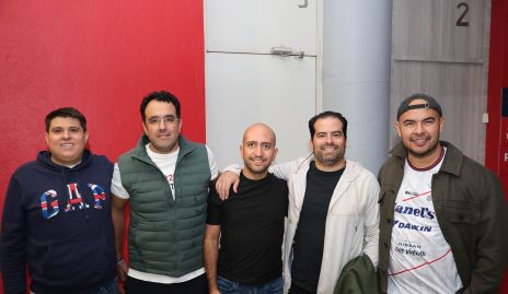  Alejandro Garza, Mauricio Romo, Diego Bocard, Toño Gutiérrez y Juane Silva.