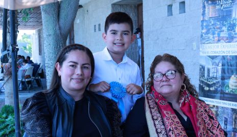  Erik, Brenda y Dolores.