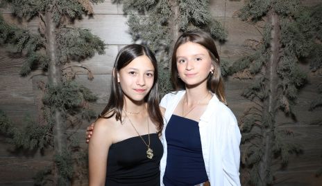  Melisa Acebo y Doménica Jiménez.