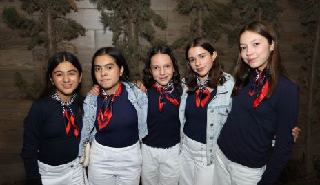  Alejandra Valencia, Alejandra Trujillo, Ana Helena, Dany Flores y Daniela Apesteguía.
