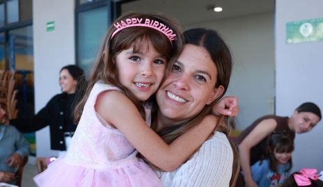  Luisa y María José Barragán.