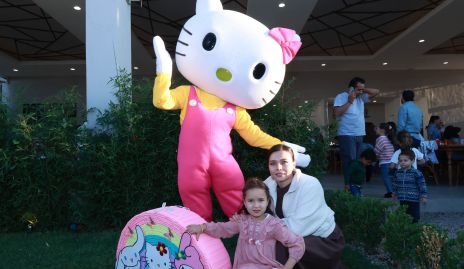  Julieta González y Roberta Nava.