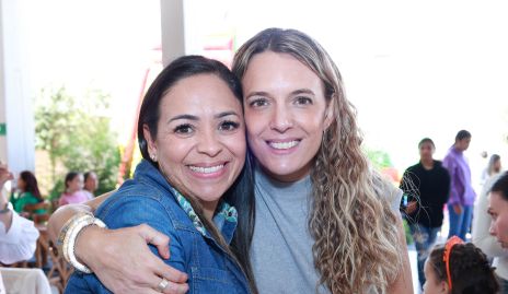  Lucía Sánchez y Priscila González.