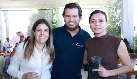  María José Barragán, José Ramón Barragán y Julieta González.