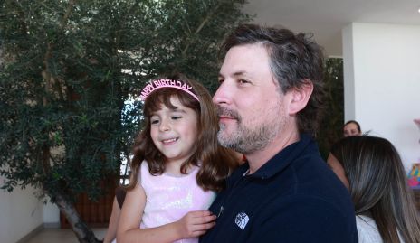  Luisa y su papá Diego Rodríguez.