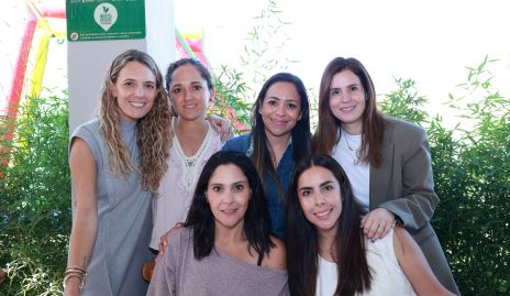  Priscila González, Ale Rangel, Lucía Sánchez, Vale Flores, Nayeli Zarur y Carol Rivera.