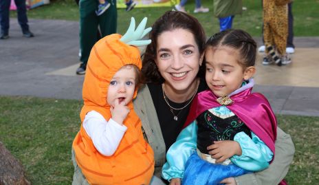  Paula de Luna, Mónica Garza y Lucila de Luna.