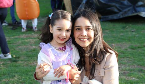  Constanza Requena y Rita Corona.