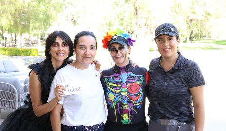  Lucía Galarza, Mariana Acebo, Isabela Morales y Fary Elizalde.