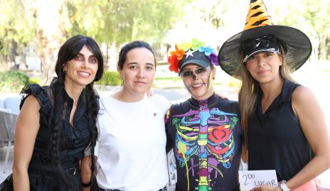  Lucía Galarza, Mariana Acebo, Isabela Morales y Daniela Delgado.