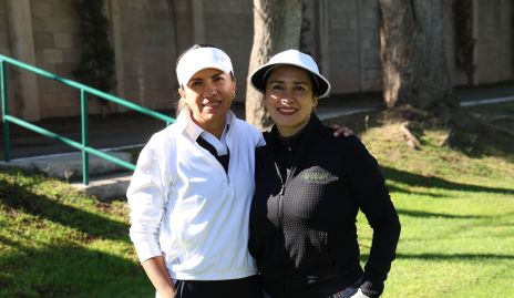  Elsa Castillo y Alma Méndez.