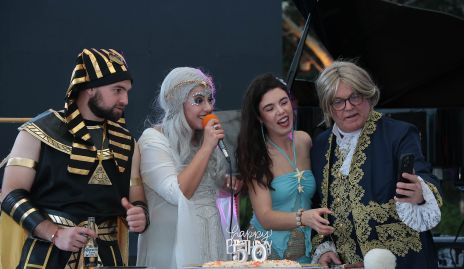  Guillermo Pizzuto, Cristina Puga, Cristi y Guillermo Pizzuto en video llamada con Eugenio Pizzuto.