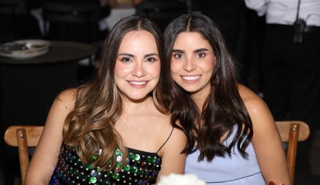  Denisse Valle y Rocío de la Vega.